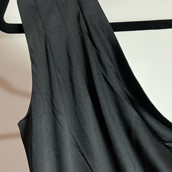 (Black)Morgan One Shoulder Gown - Picture 12 of 14